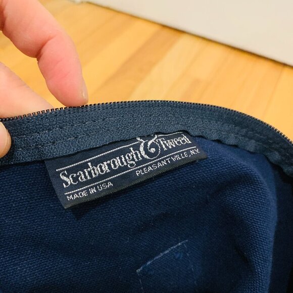 21” Goldman Sachs Canvas Duffel Green & Navy Banker Bag - Picture 2 of 16